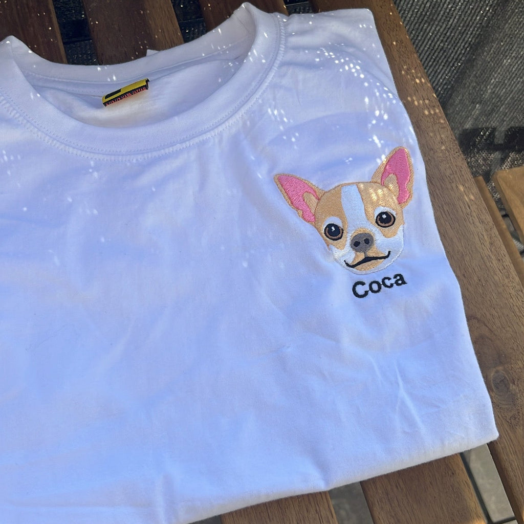 Personalized t-shirt with your pet's face and name 🐾