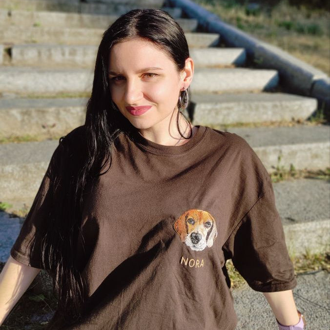 Personalized t-shirt with your pet's face and name 🐾